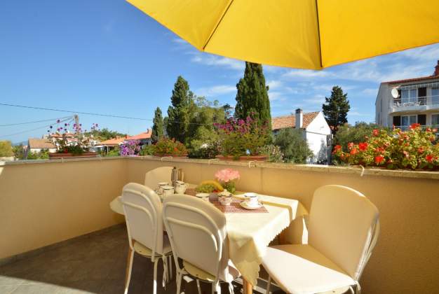 Apartment Orhideja 2, Spacious Stay in Mali Lošinj