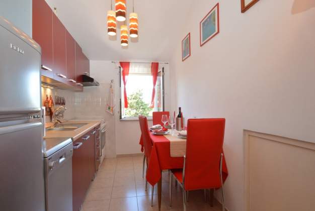Apartment Orhideja 2, Spacious Stay in Mali Lošinj