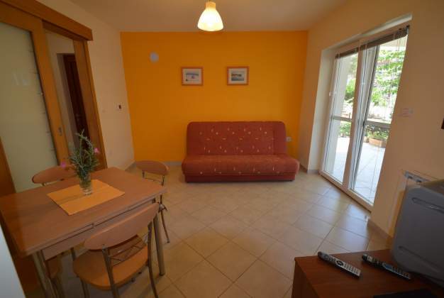 Apartment Oskar 1, for 4 people in Privlaka, Mali Lošinj