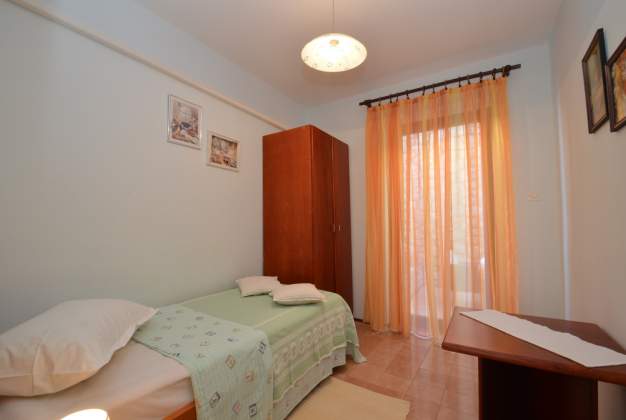 Apartment Petra 2 - Mali Losinj, Croatia