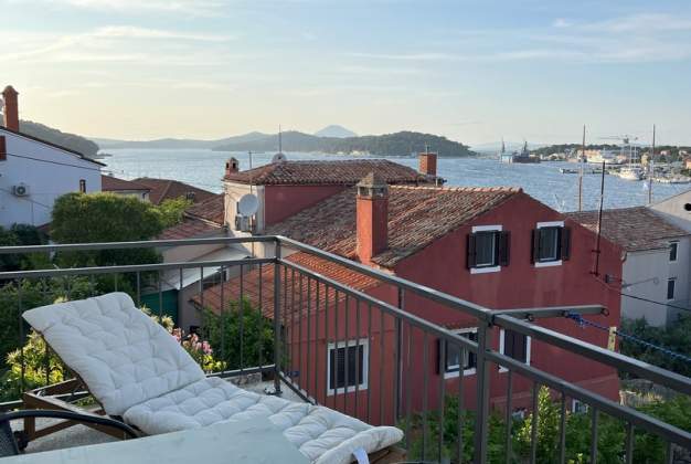 Apartment Agata 1 contemporary design in a beautiful setting for 3 people, Mali Losinj, Croatia