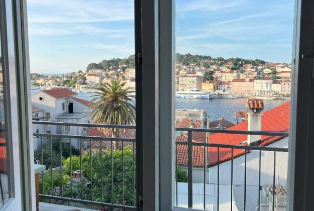 Apartment Agata 1 contemporary design in a beautiful setting for 3 people, Mali Losinj, Croatia