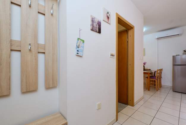 Ferienwohnung Prica 1 Familienunterkunft mit Terrasse und Grill, Mali Lošinj