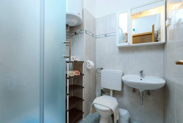 Ferienwohnung Prica 1 Familienunterkunft mit Terrasse und Grill, Mali Lošinj