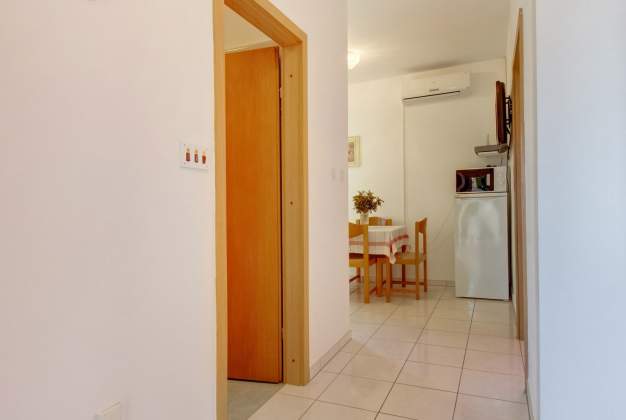 Ferienwohnung Prica 1 Familienunterkunft mit Terrasse und Grill, Mali Lošinj