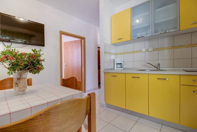 Ferienwohnung Prica 1 Familienunterkunft mit Terrasse und Grill, Mali Lošinj