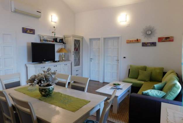 Apartmaji  Privlaka 1 - za 4 osebe z razgledom na morje - Mali Lošinj.