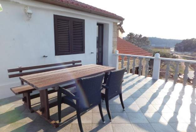 Apartmaji  Privlaka 1 - za 4 osebe z razgledom na morje - Mali Lošinj.