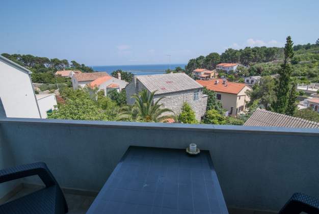 Apartment Rafaela 1 for 2-4, near Rovenska Beach - Veli Losinj
