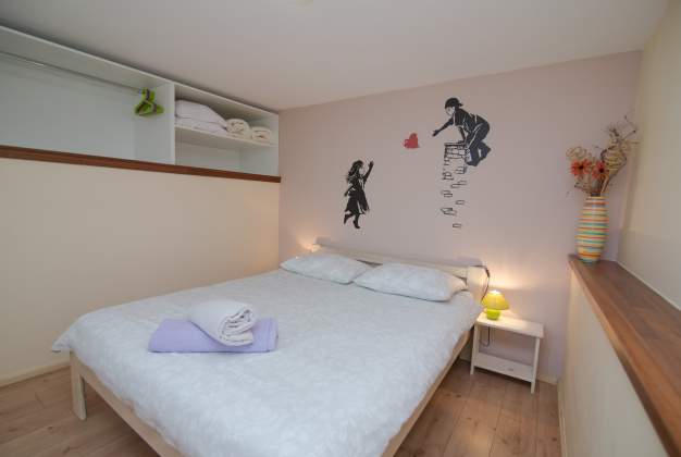 Apartment Rafaela 1 for 2-4, near Rovenska Beach - Veli Losinj