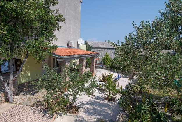 Apartment Rafaela 1 for 2-4, near Rovenska Beach - Veli Losinj