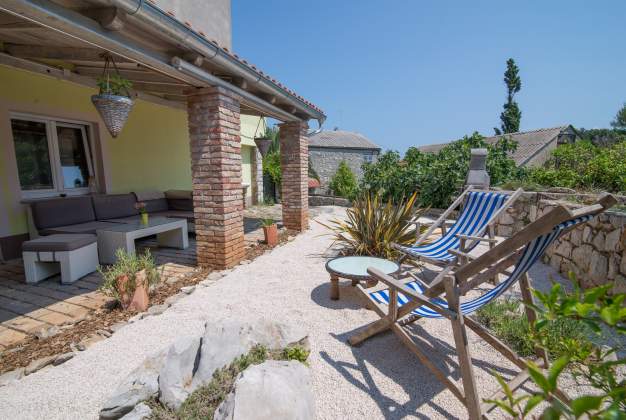 Apartment Rafaela 1 for 2-4, near Rovenska Beach - Veli Losinj