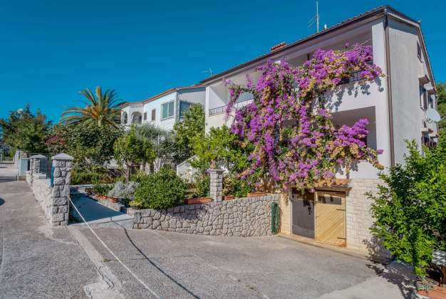 Apartment Rahela 1, for 4 people near Bojčić beach, Mali Lošinj