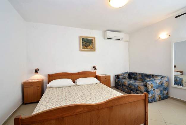 Apartment Rahela 3, for two people near the Boycic Beach, Mali Losinj