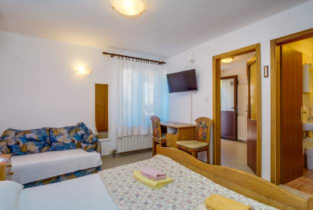 Apartment Rahela 3, for two people near the Boycic Beach, Mali Losinj