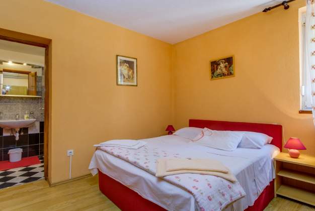 Amalija 1 - Romantic apartment for two in Mali Lošinj near the beach