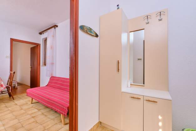 Apartment Rosa 2, quiet accommodation for two people, Mali Lošinj