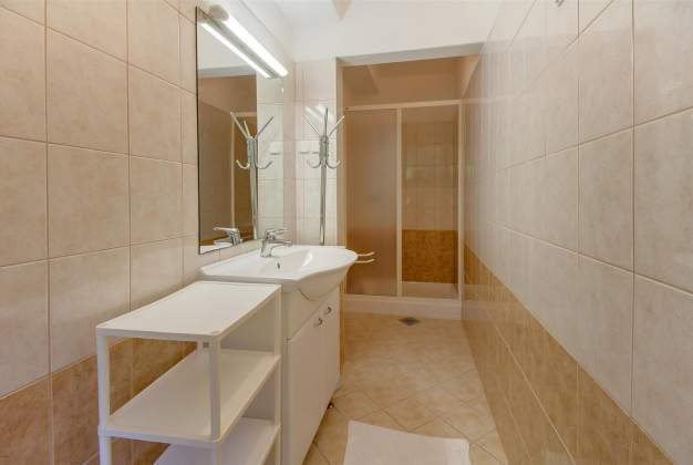 Apartmaji Rovenska 1 - Veli Lošinj, Hrvaška