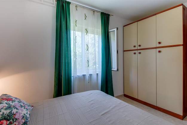 Apartment Rovenska 1 - Veli Losinj, Croatia