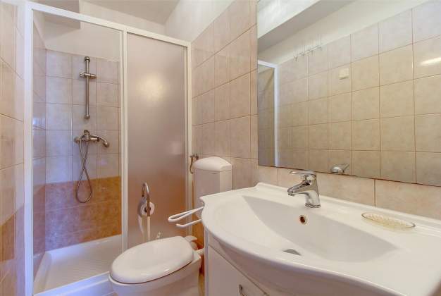 Apartmaji Rovenska 4 - Veli Lošinj, Hrvaška