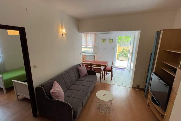 Apartment Ruža 1, Spacious stay near the beach, Mali Losinj