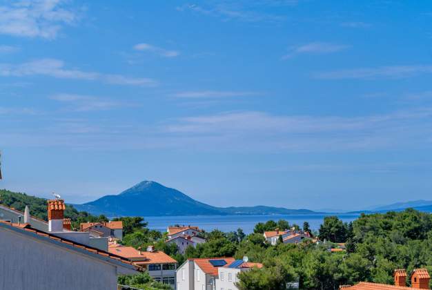 Apartment Ruža 2, Spacious apartment with sea view, Mali Losinj