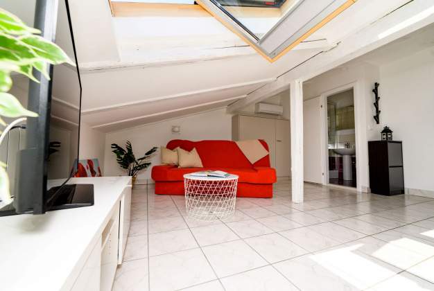 Apartment Ruža 2, Spacious apartment with sea view, Mali Losinj