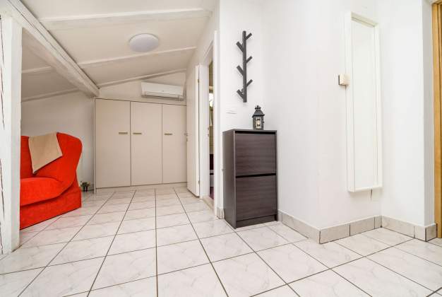 Apartment Ruža 2, Spacious apartment with sea view, Mali Losinj