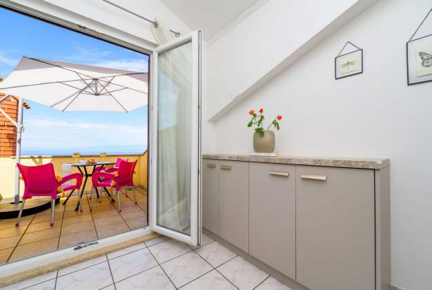 Apartment Ruža 2, Spacious apartment with sea view, Mali Losinj