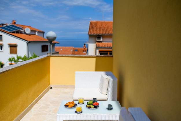 Apartman Ruža 3, Prostran, luksuzan smještaj s jacuzzijem, Mali Lošinj 