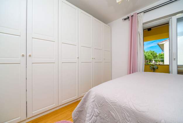 Apartment Tina 1, Spacious, Newly Renovated Apartment in Mali Lošinj