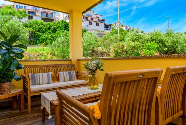 Apartment Tina 1, Spacious, Newly Renovated Apartment in Mali Lošinj