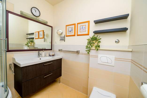 Apartment Tina 1, Spacious, Newly Renovated Apartment in Mali Lošinj