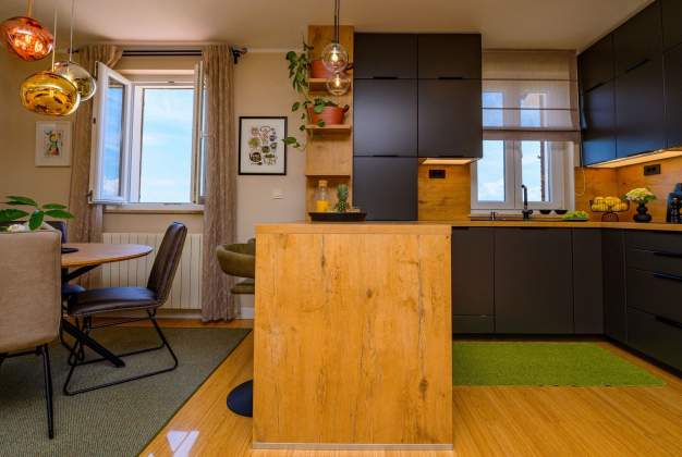 Apartment Tina 1, Spacious, Newly Renovated Apartment in Mali Lošinj