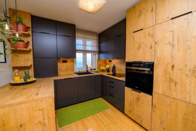 Apartment Tina 1, Spacious, Newly Renovated Apartment in Mali Lošinj