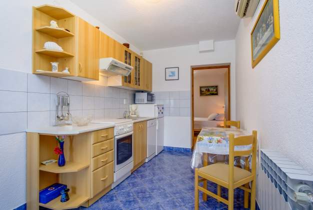 Amalija 2 - Romantični apartman za dvoje u Malom Lošinju blizu plaže