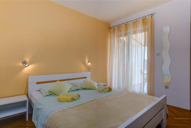 Apartment Ružica 1, accommodation for 4 people, near the sea, Mali Lošinj