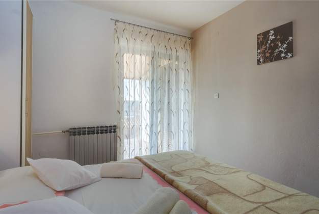 Apartment Ružica 2 near the sea with a sea view, Mali Lošinj