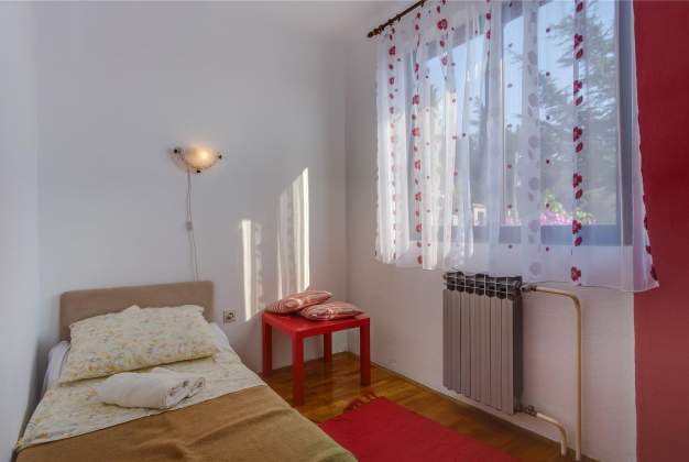 Apartment Ružica 2 near the sea with a sea view, Mali Lošinj