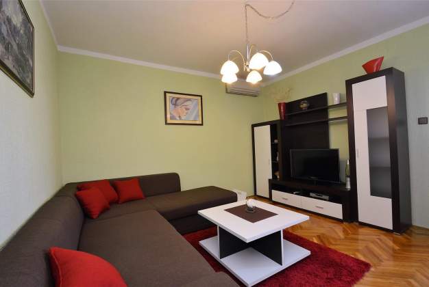 Apartment Sabljak 1 - Mali Losinj, Croatia