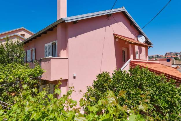 Apartment Sadina 1 - Charming studio with terrace in Mali Lošinj