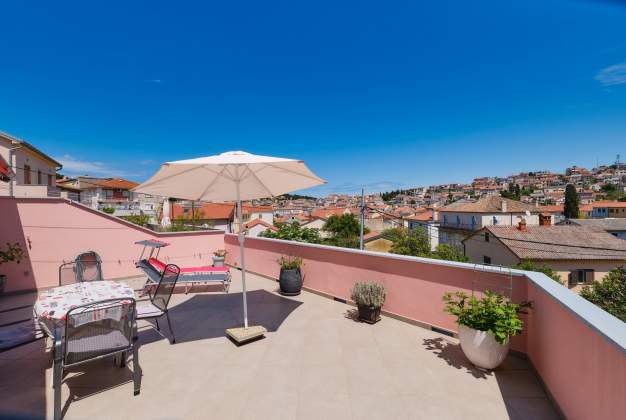 Apartment Sadina 1 - Charming studio with terrace in Mali Lošinj