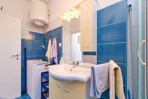 Apartment Sadina 1 - Charming studio with terrace in Mali Lošinj