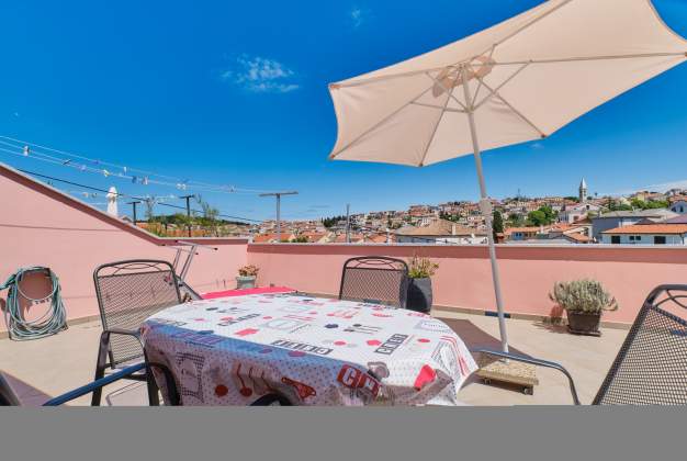 Apartment Sadina 1 - Charming studio with terrace in Mali Lošinj
