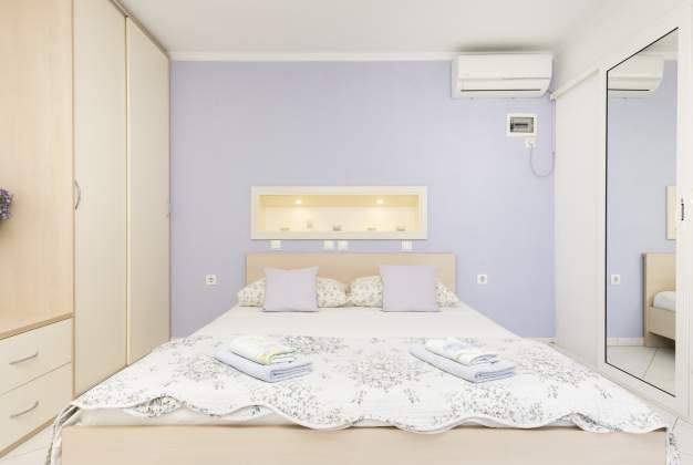 Apartment Sandra 2 near Kadin beach, for two people, Mali Lošinj