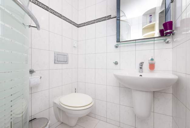 Apartment Sandra 2 near Kadin beach, for two people, Mali Lošinj