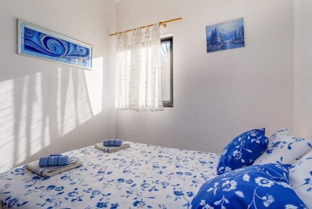 Apartment Slavicek 2 Mediterranean oasis near Artatore beach, Mali Lošinj