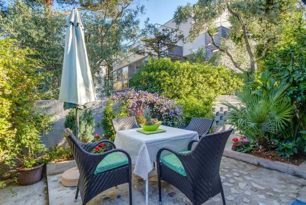 Apartment Slavicek 3 - Artatore, Mali Losinj, Croatia