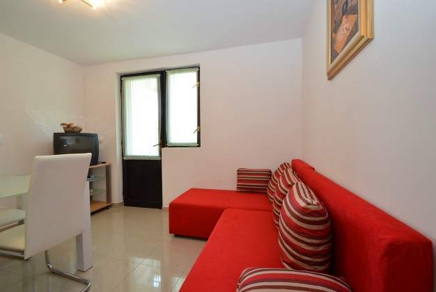 Apartment Sofija 1 comfortable accommodation by the sea in Artatore, Lošinj