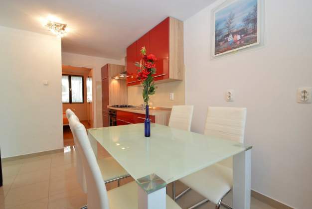 Apartment Sofija 1 comfortable accommodation by the sea in Artatore, Lošinj